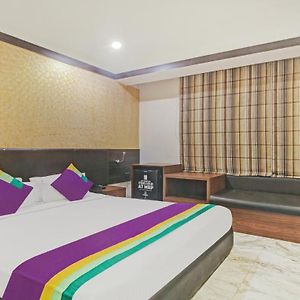 Dee Empresa Hotel