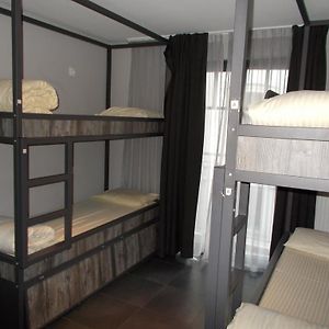 4 Bed Private Room